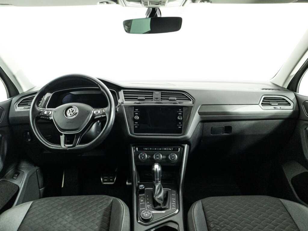 Volkswagen Tiguan, 2018 Фото №13