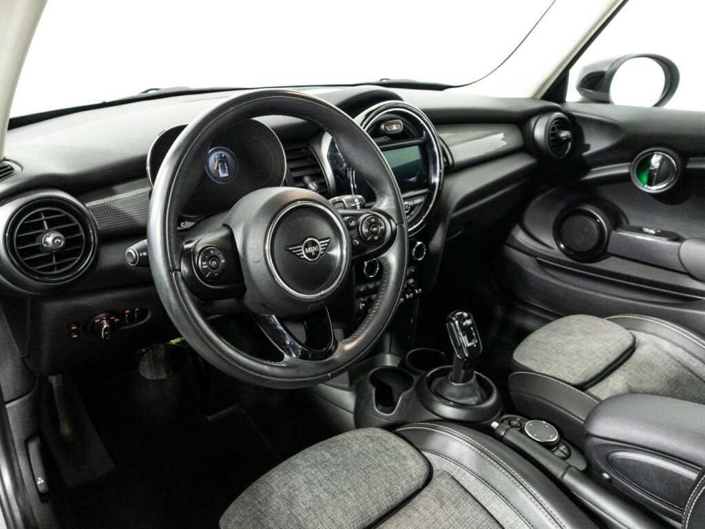 Mini Hatch Cooper, 2020 Фото №11