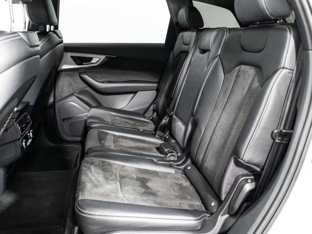 Audi Q7, 2017 Фото №10