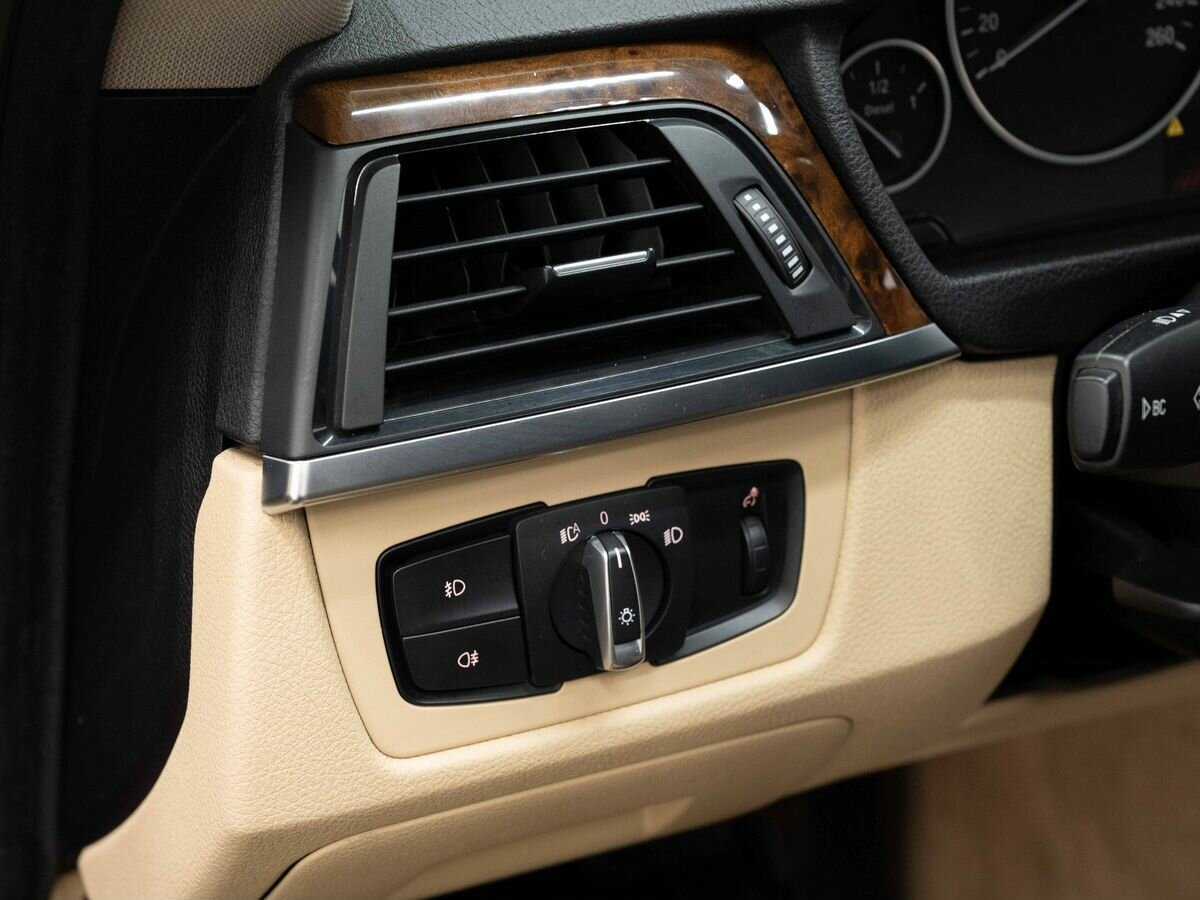 BMW 3 серии Gran Turismo 320d xDrive, 2013 Фото №19