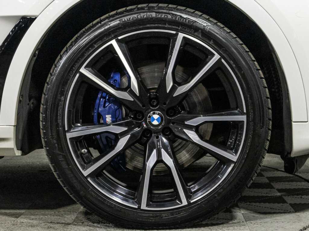 BMW X7 30d, 2022 Фото №39