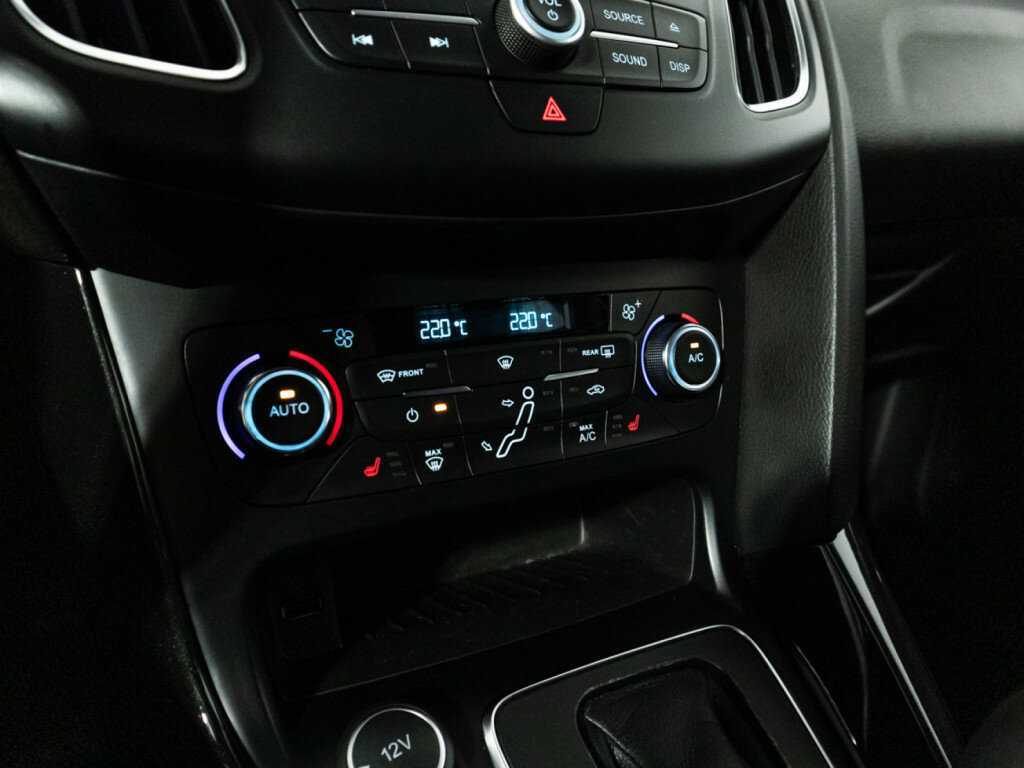 Ford Focus, 2017 Фото №15