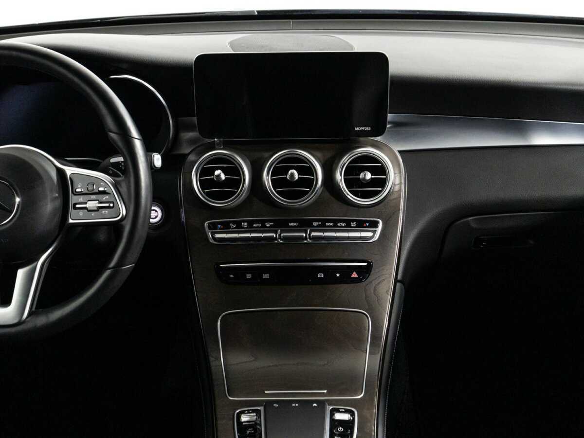 Mercedes-Benz GLC 300, 2020 Фото №14