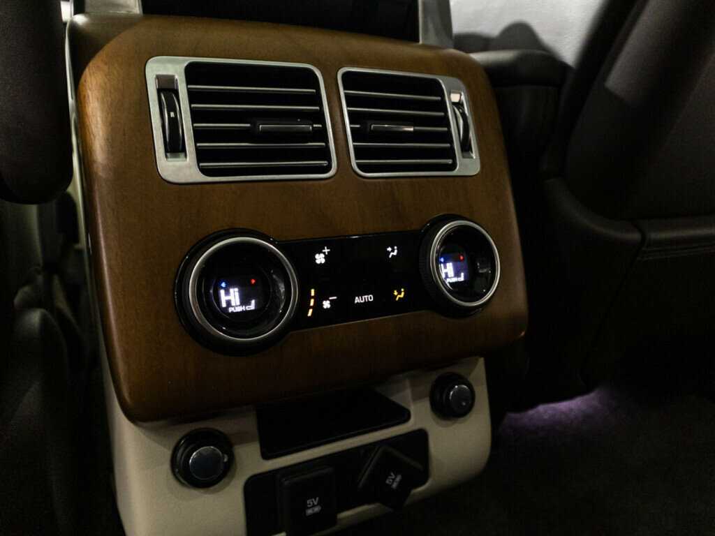 Land Rover Range Rover, 2018 Фото №24