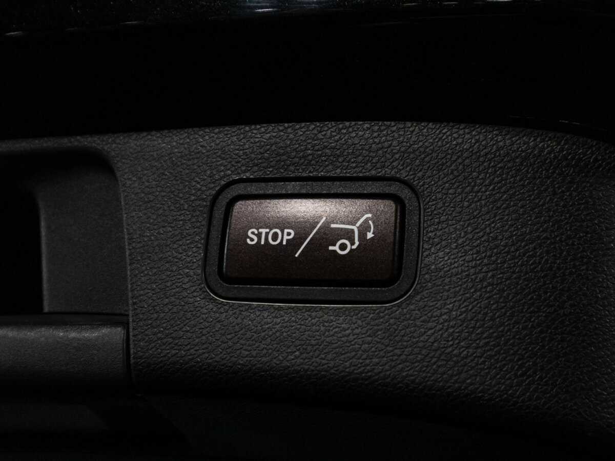 Mercedes-Benz GLA 200, 2014 Фото №15