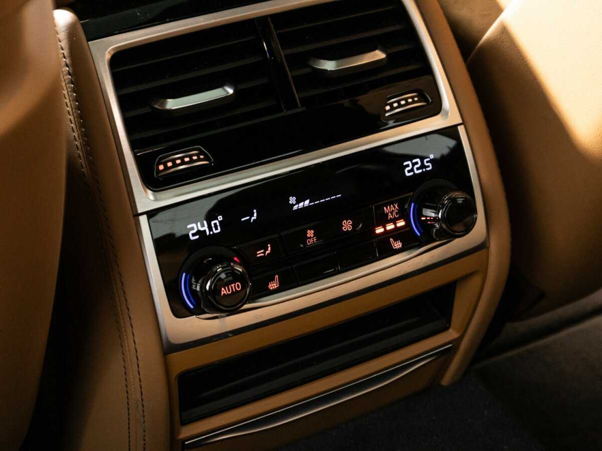 BMW 7 серии 740d xDrive, 2022 Фото №15