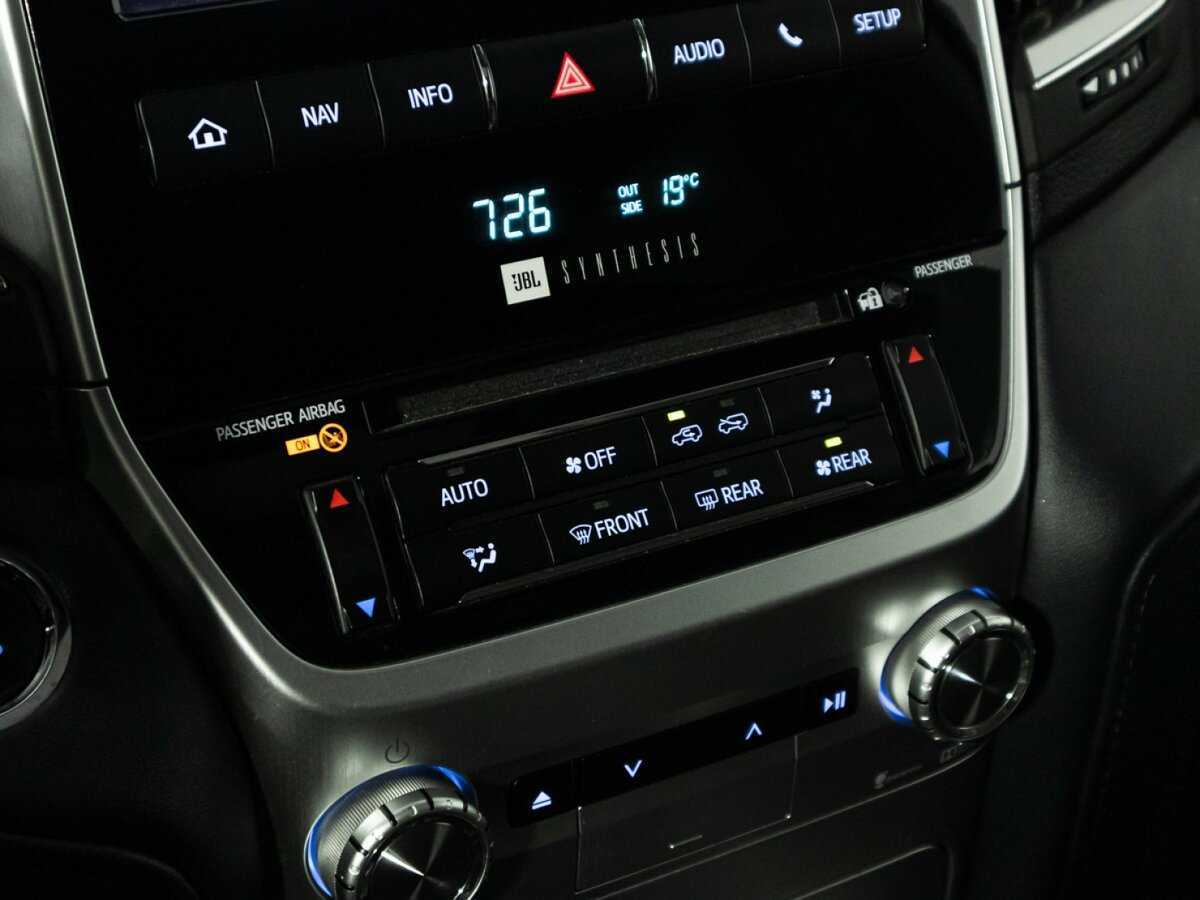 Toyota Land Cruiser, 2016 Фото №20