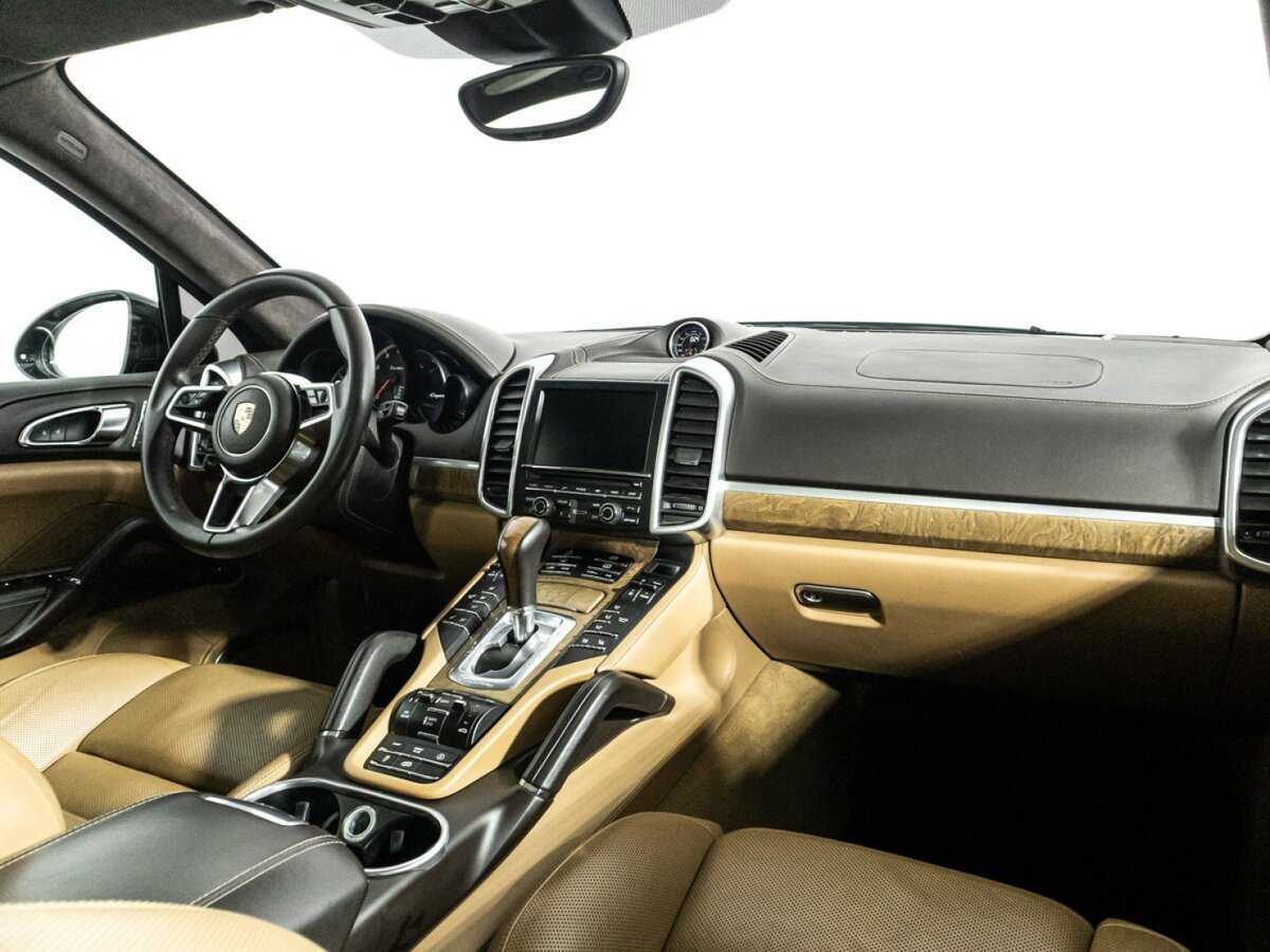 Porsche Cayenne Turbo, 2015 - 149 056 км. | Фото №7