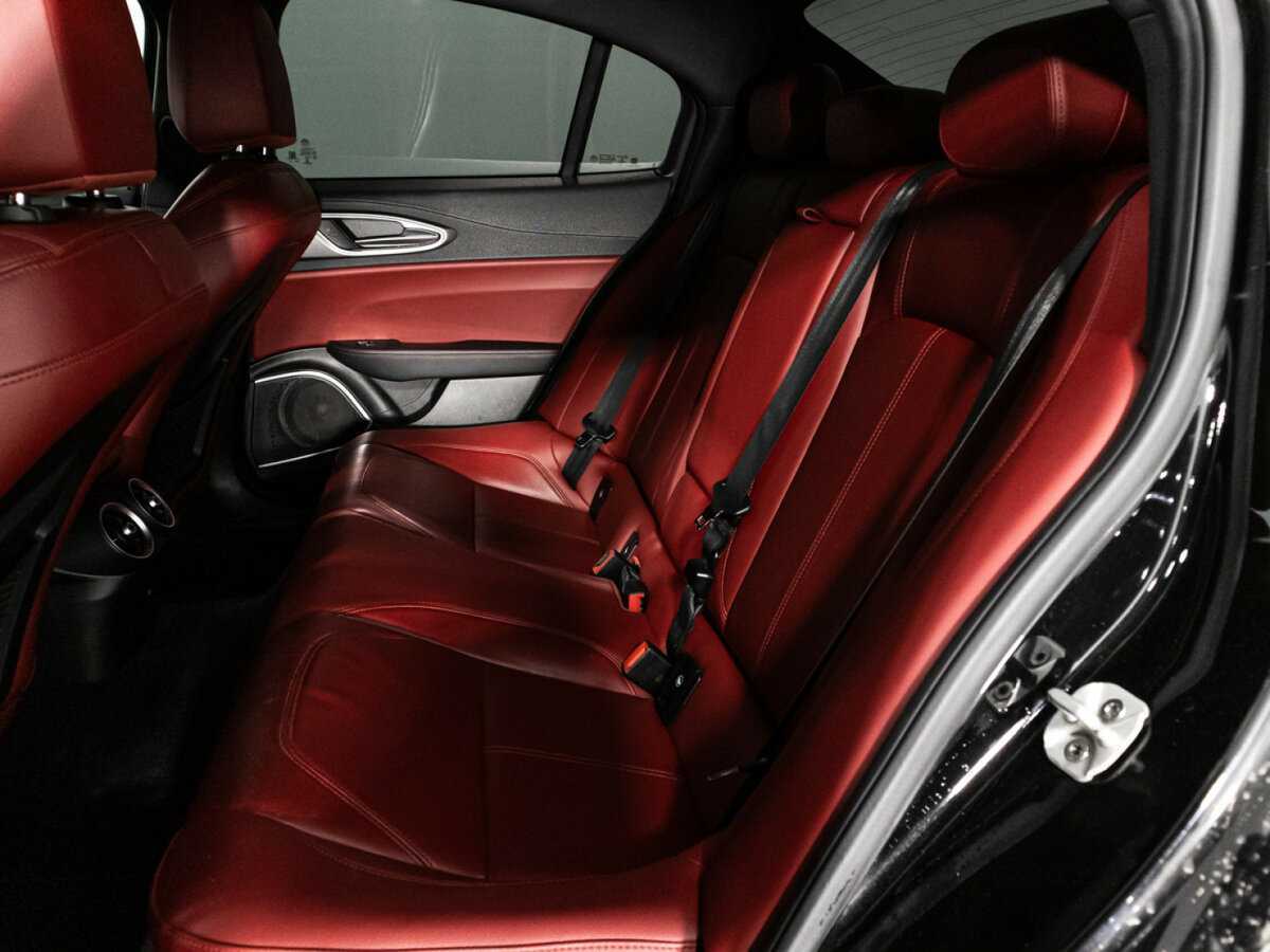 Alfa Romeo Giulia, 2019 Фото №10