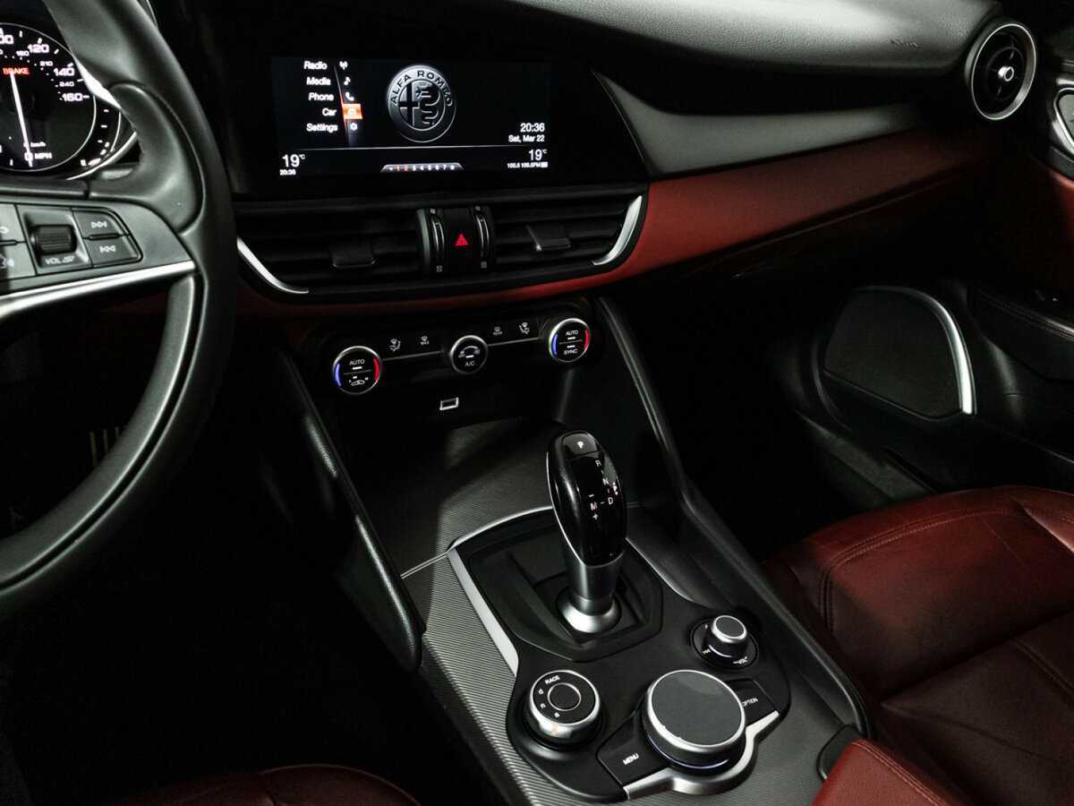 Alfa Romeo Giulia, 2019 Фото №18