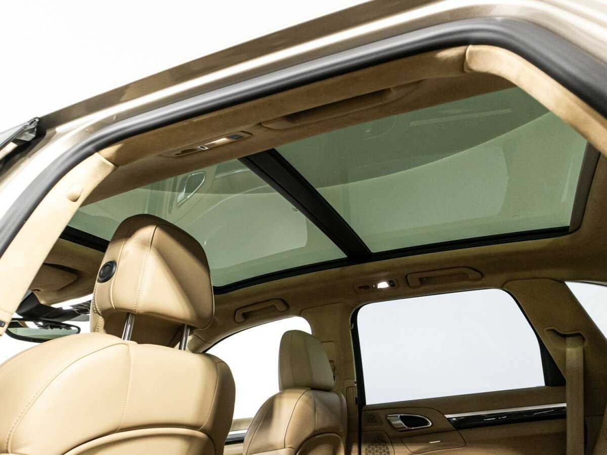 Porsche Cayenne Turbo, 2015 Фото №17