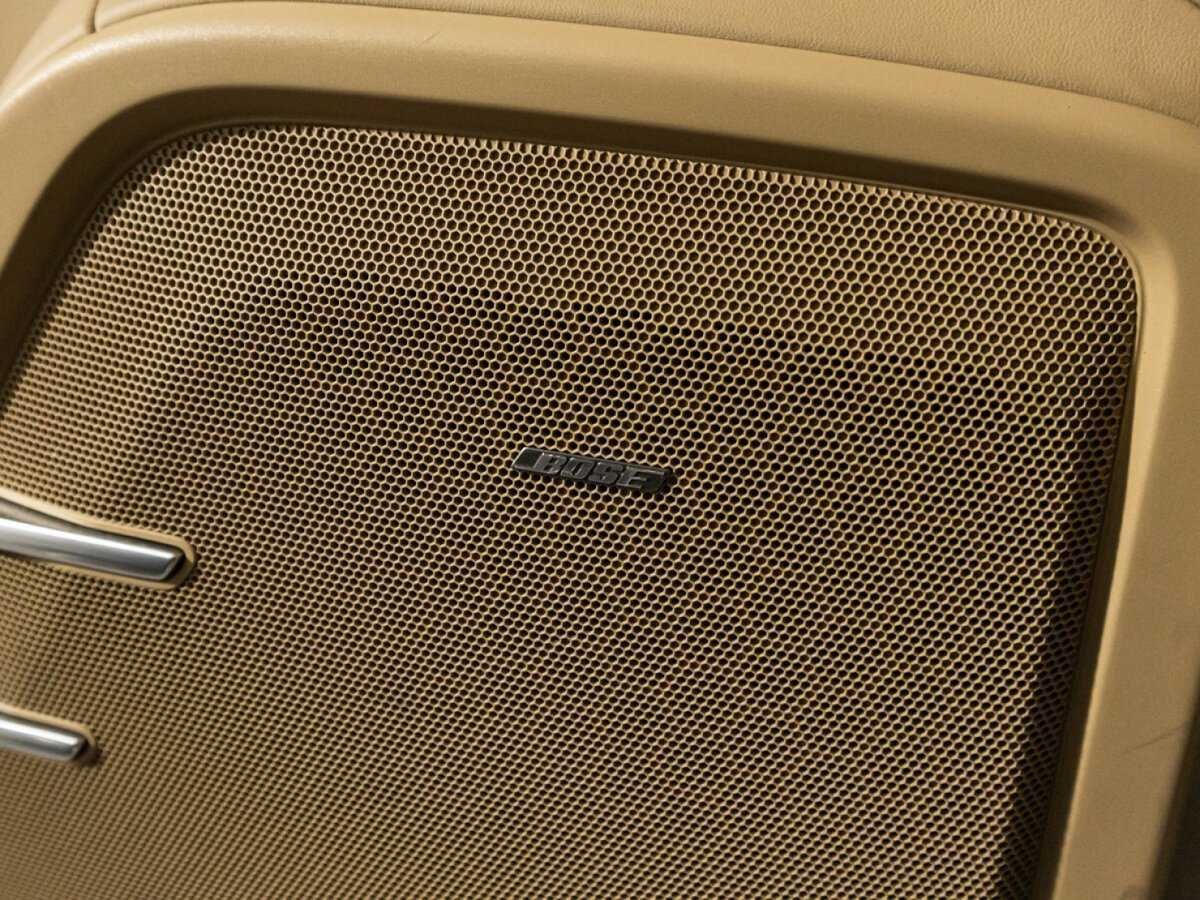 Porsche Cayenne Turbo, 2015 Фото №20