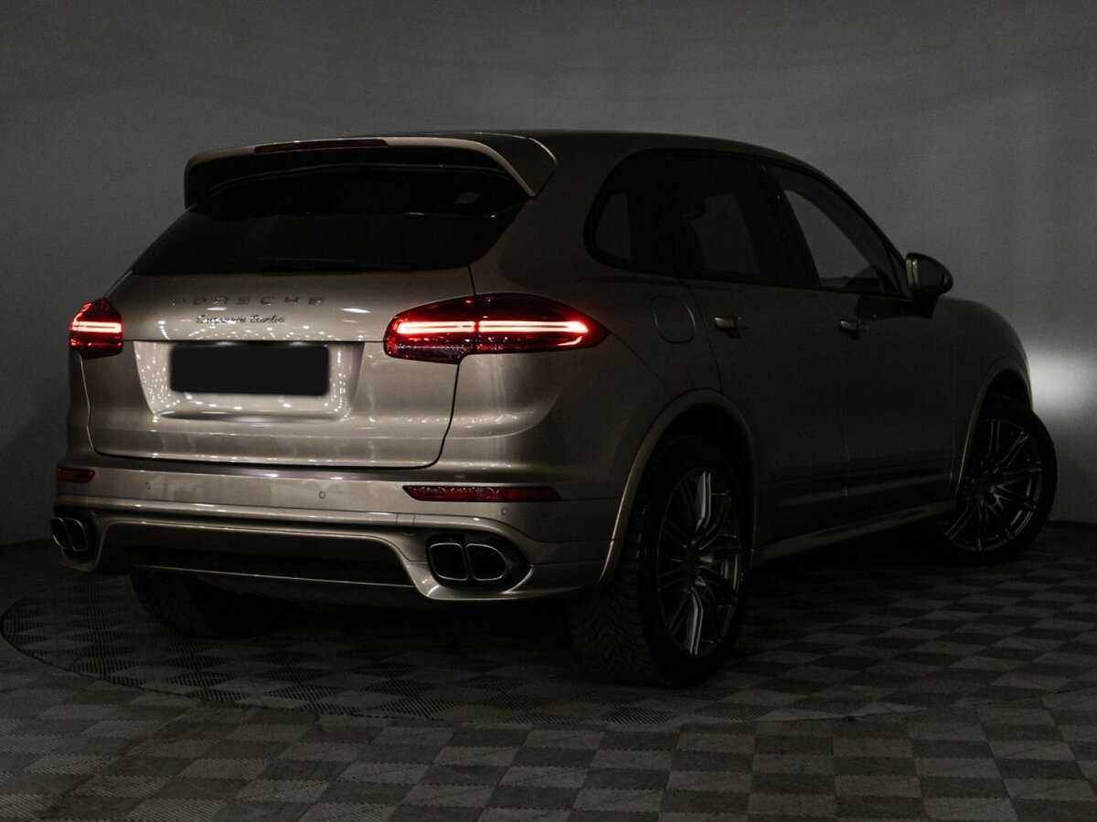 Porsche Cayenne Turbo, 2015 Фото №28
