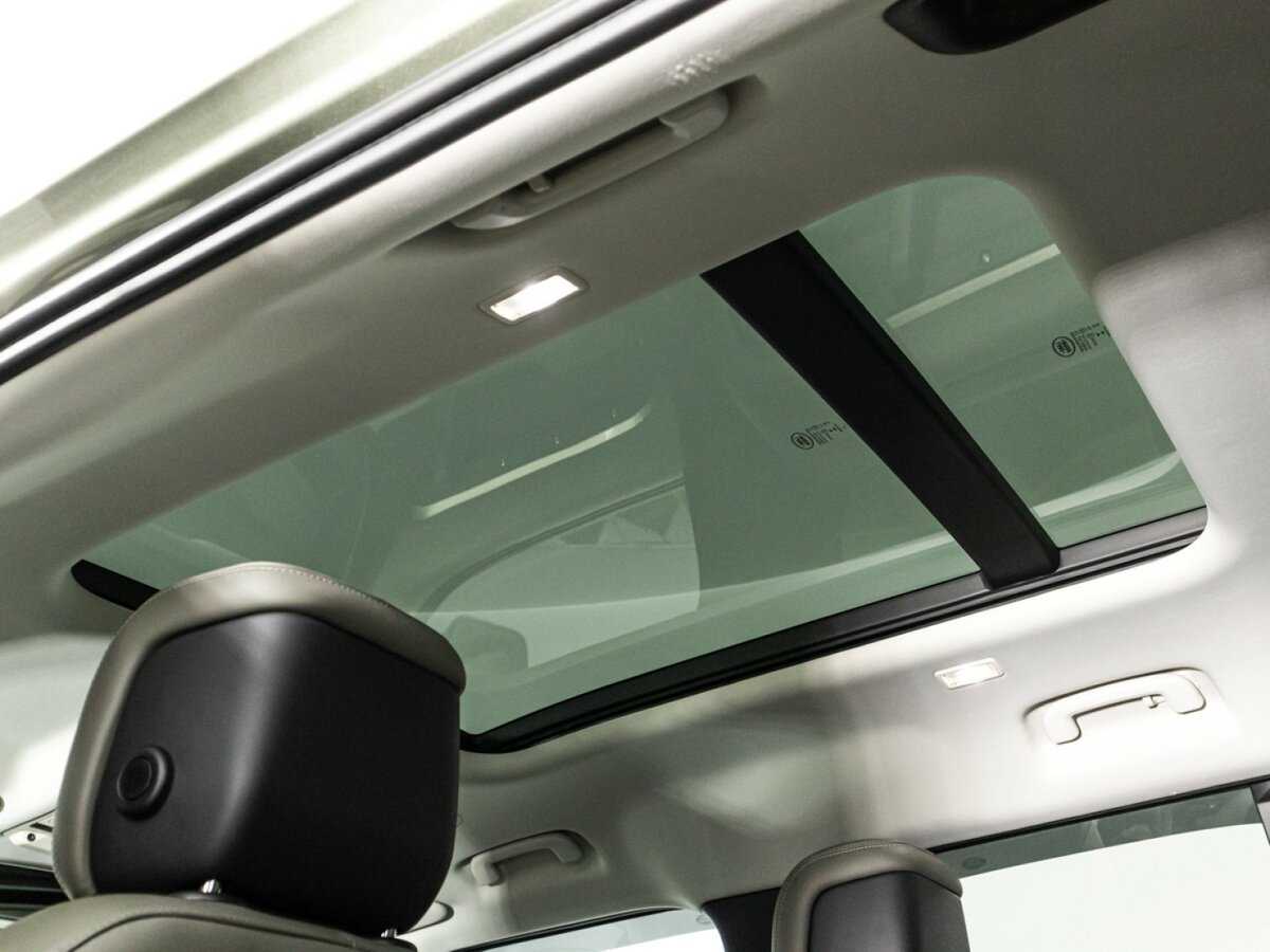 Land Rover Defender 110, 2020 Фото №15