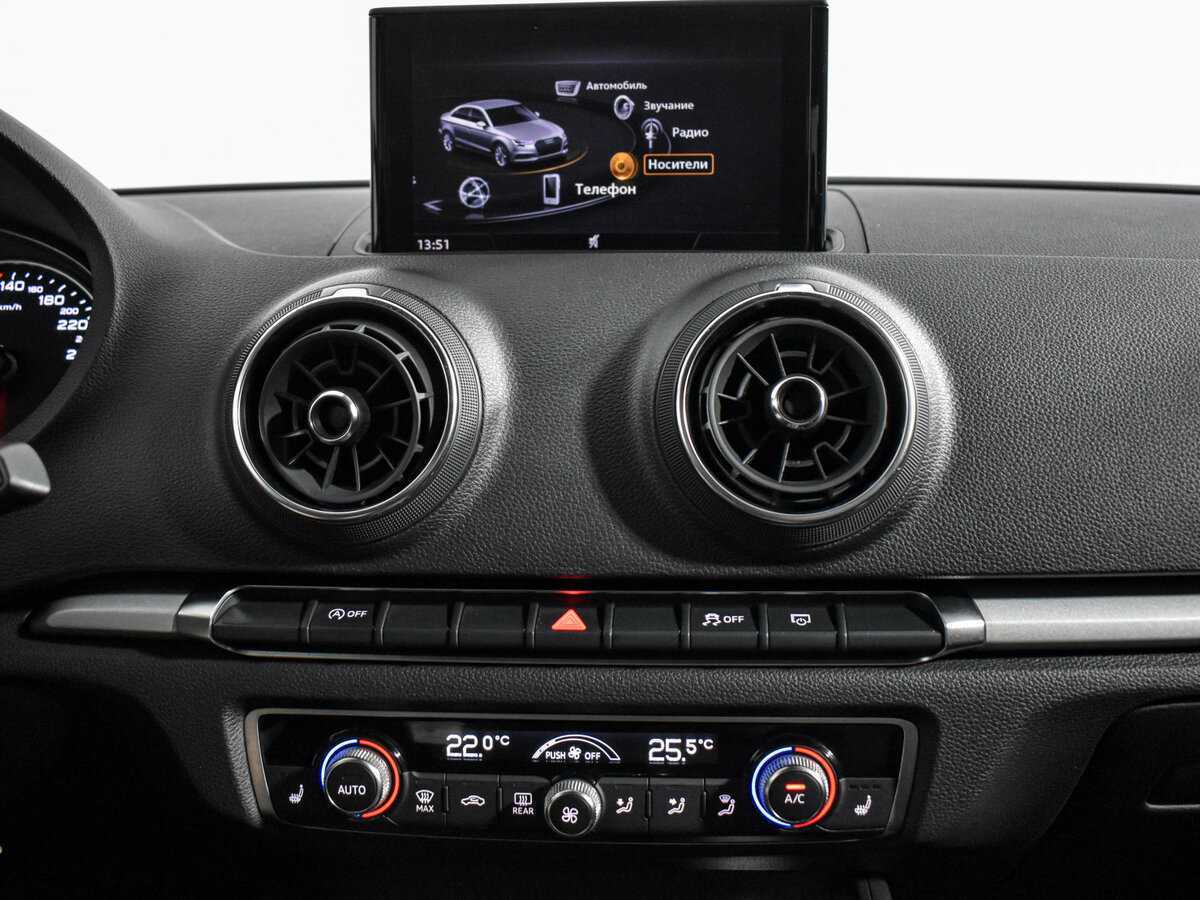 Audi A3, 2018 Фото №17