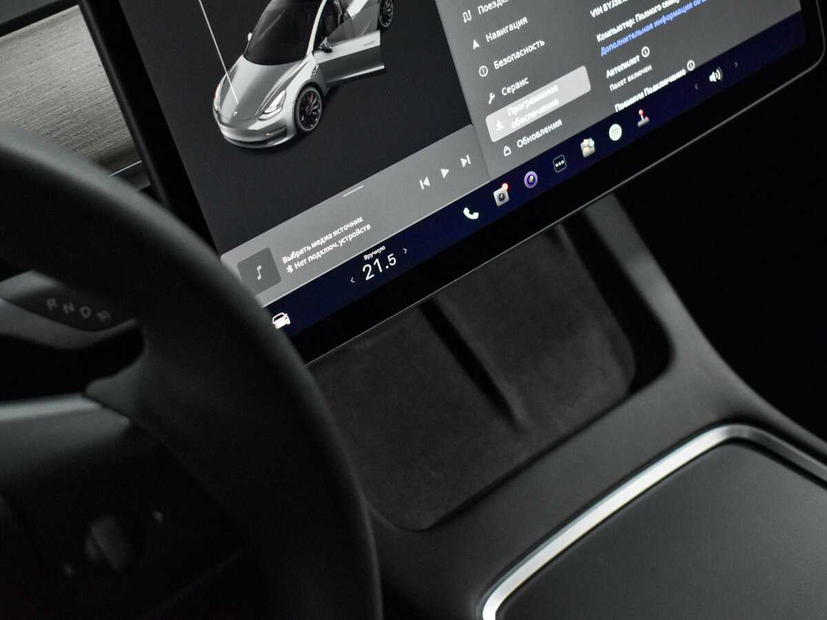 Tesla Model 3 Performance, 2023 Фото №21