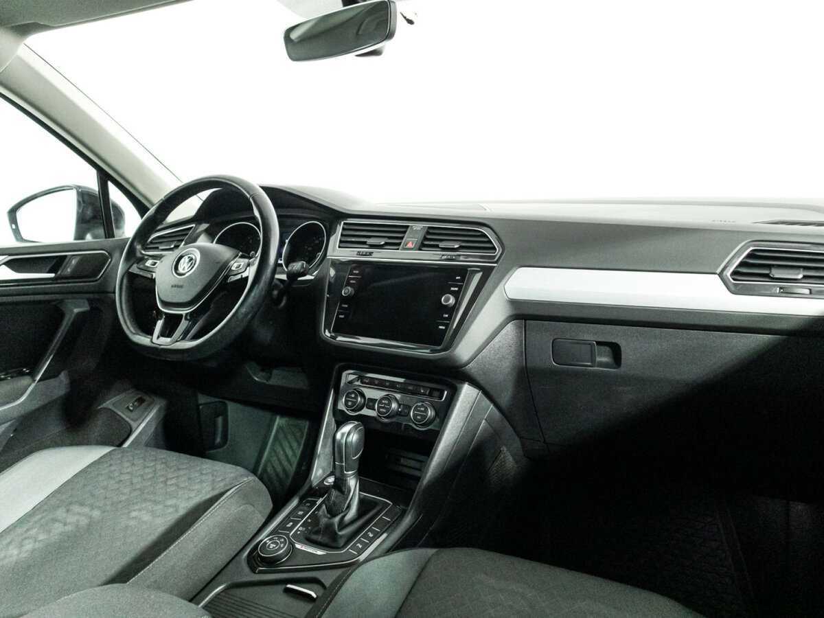 Volkswagen Tiguan, 2017 Фото №9