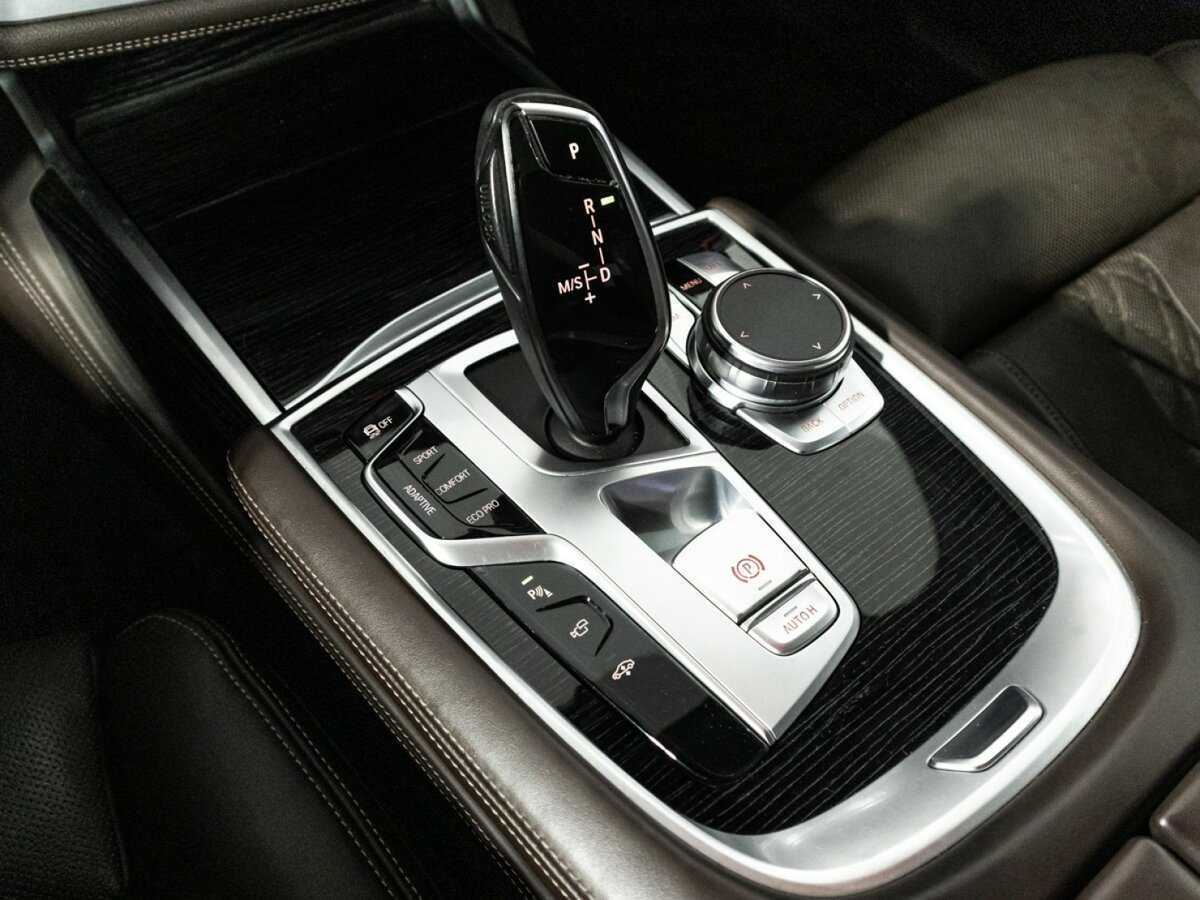 BMW 7 серии 730d xDrive, 2018 Фото №22