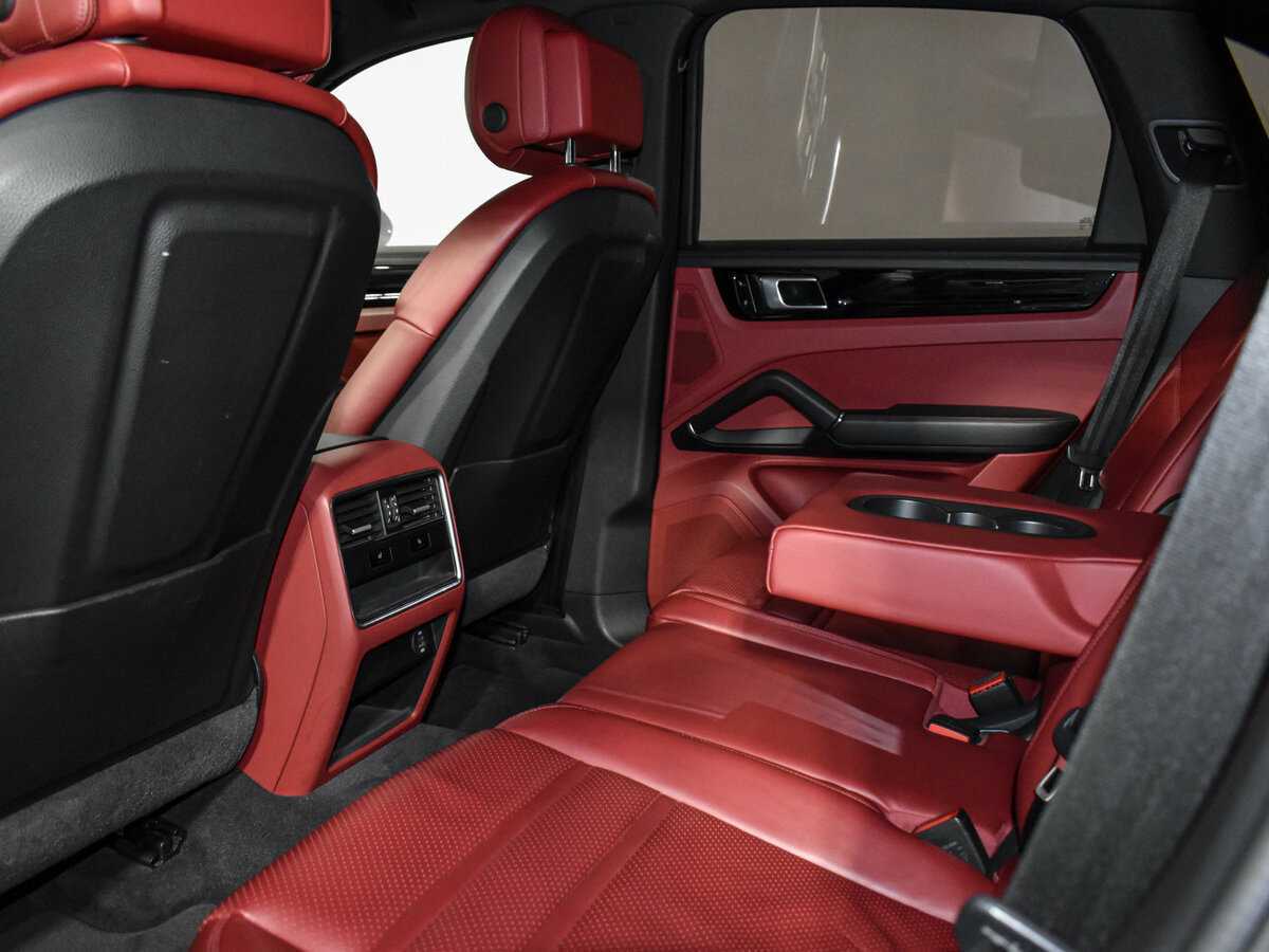 Porsche Cayenne, 2018 Фото №11