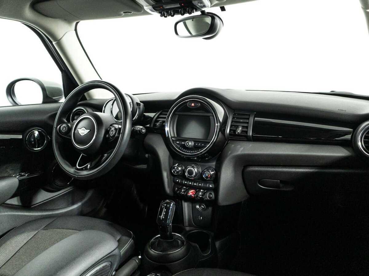 Mini Hatch Cooper, 2020 Фото №9