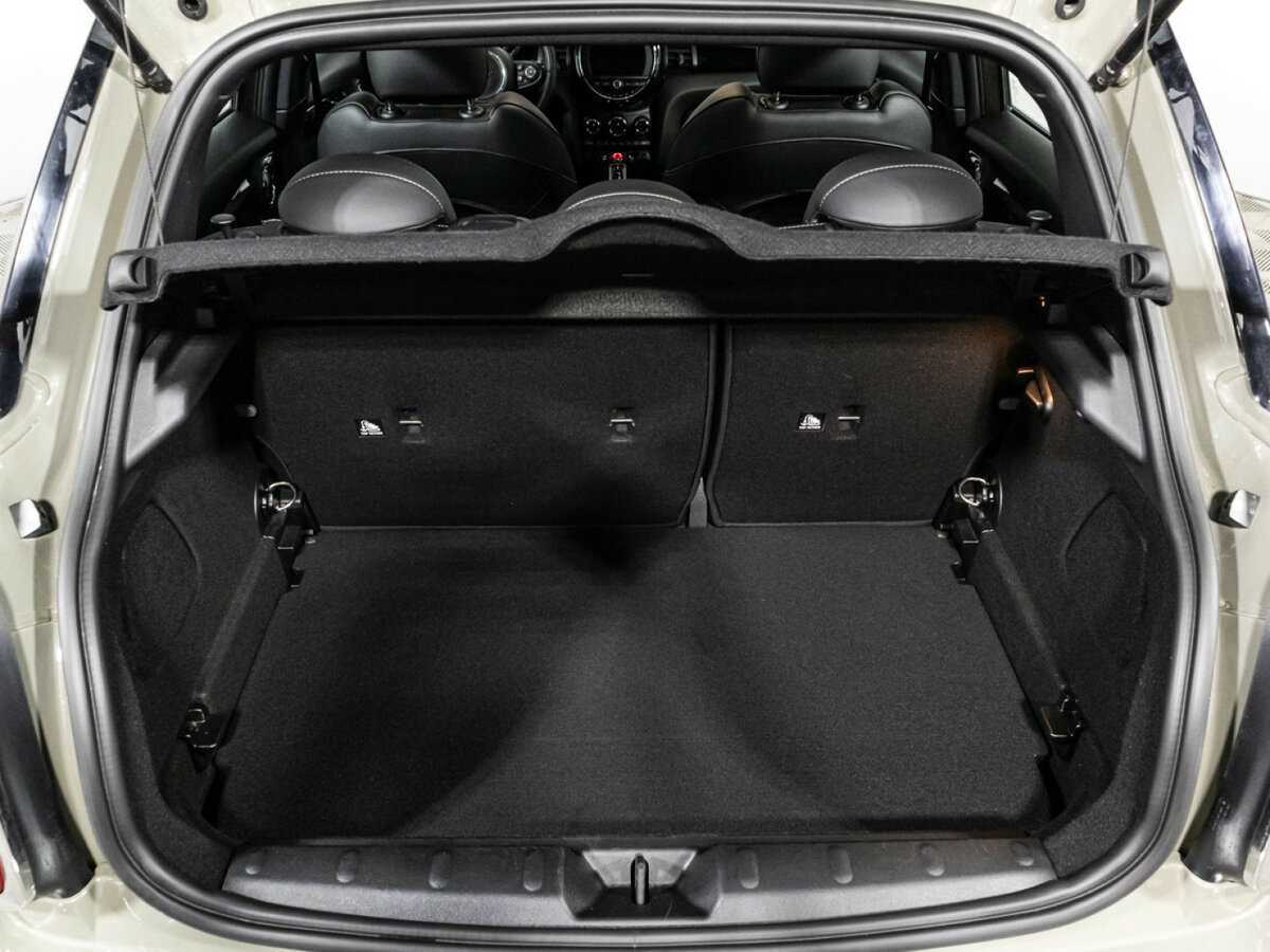 Mini Hatch Cooper, 2020 Фото №15