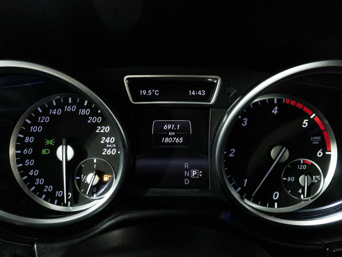 Mercedes-Benz GL-Класс 350 CDI BlueTEC, 2015 Фото №12