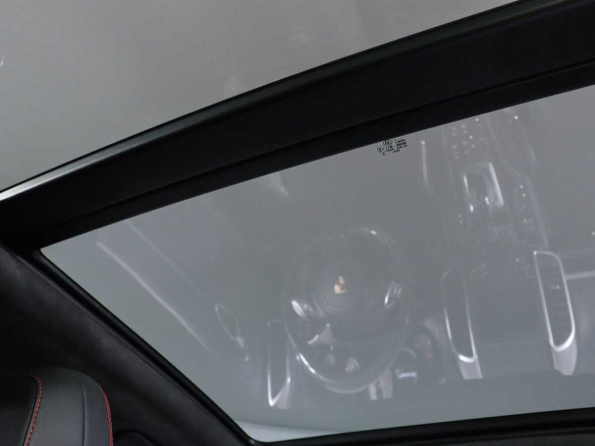 Porsche Cayenne GTS, 2013 Фото №18