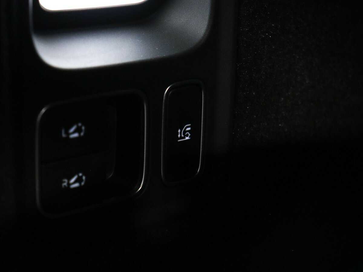 LiXiang L9 52.3 kWh, 2024 Фото №29