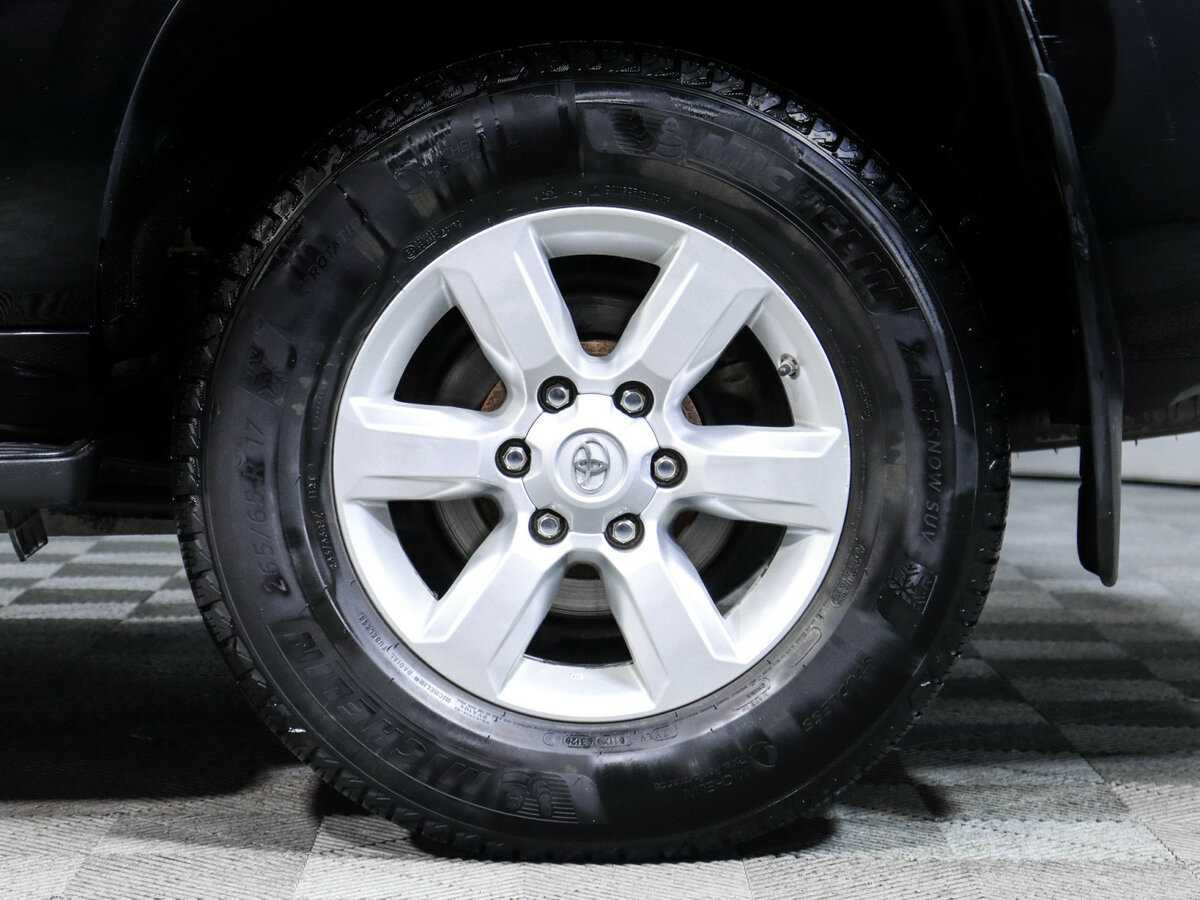 Toyota Land Cruiser Prado, 2015 Фото №15