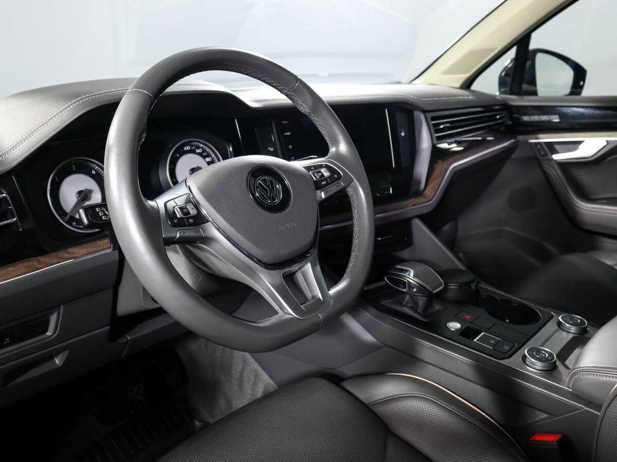 Volkswagen Touareg, 2018 Фото №13