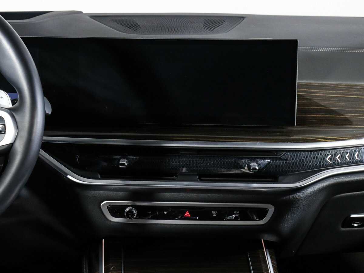 BMW X7 40i, 2022 Фото №10