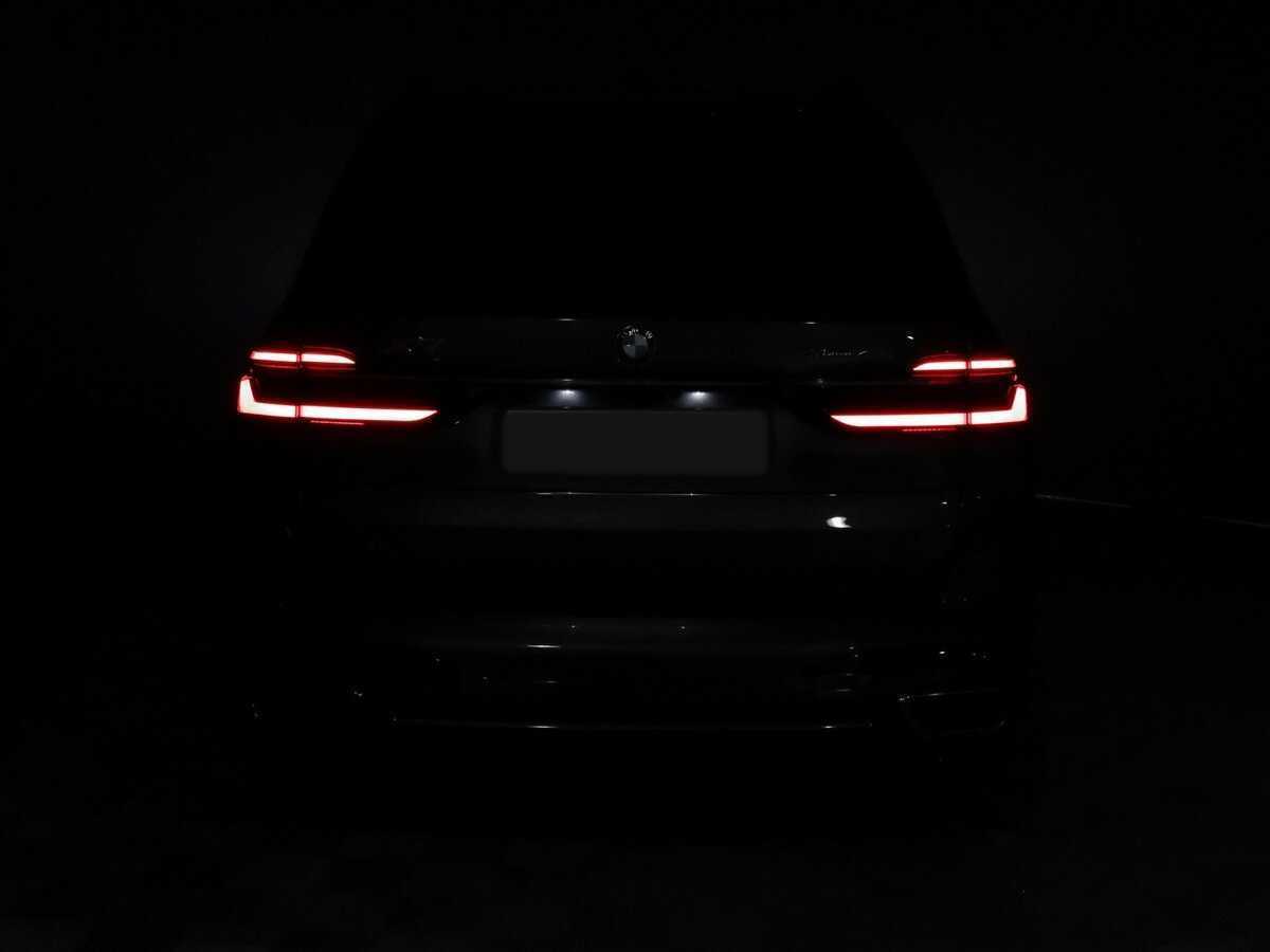 BMW X7 40i, 2022 Фото №17