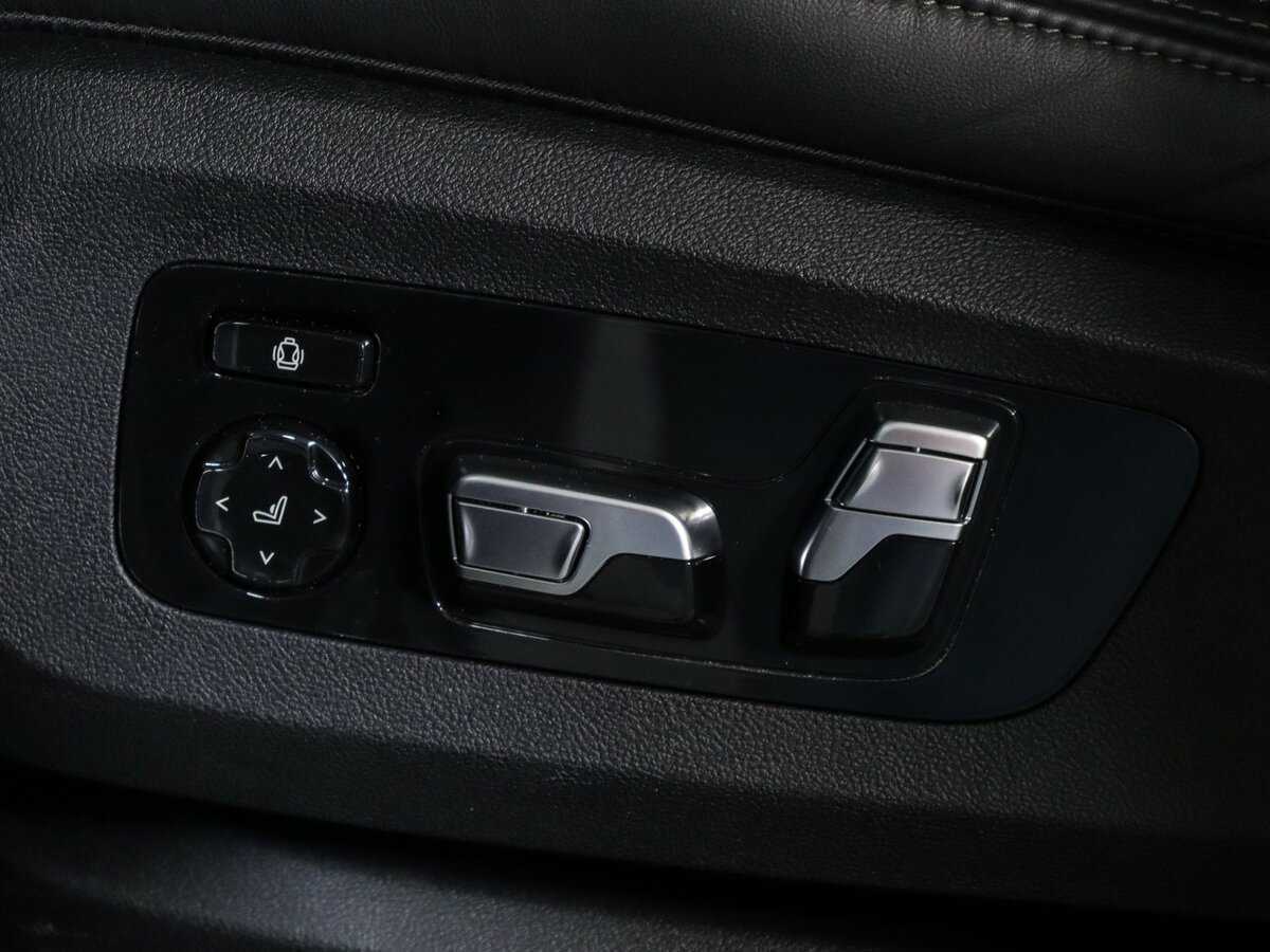 BMW X7 M60i, 2023 Фото №22