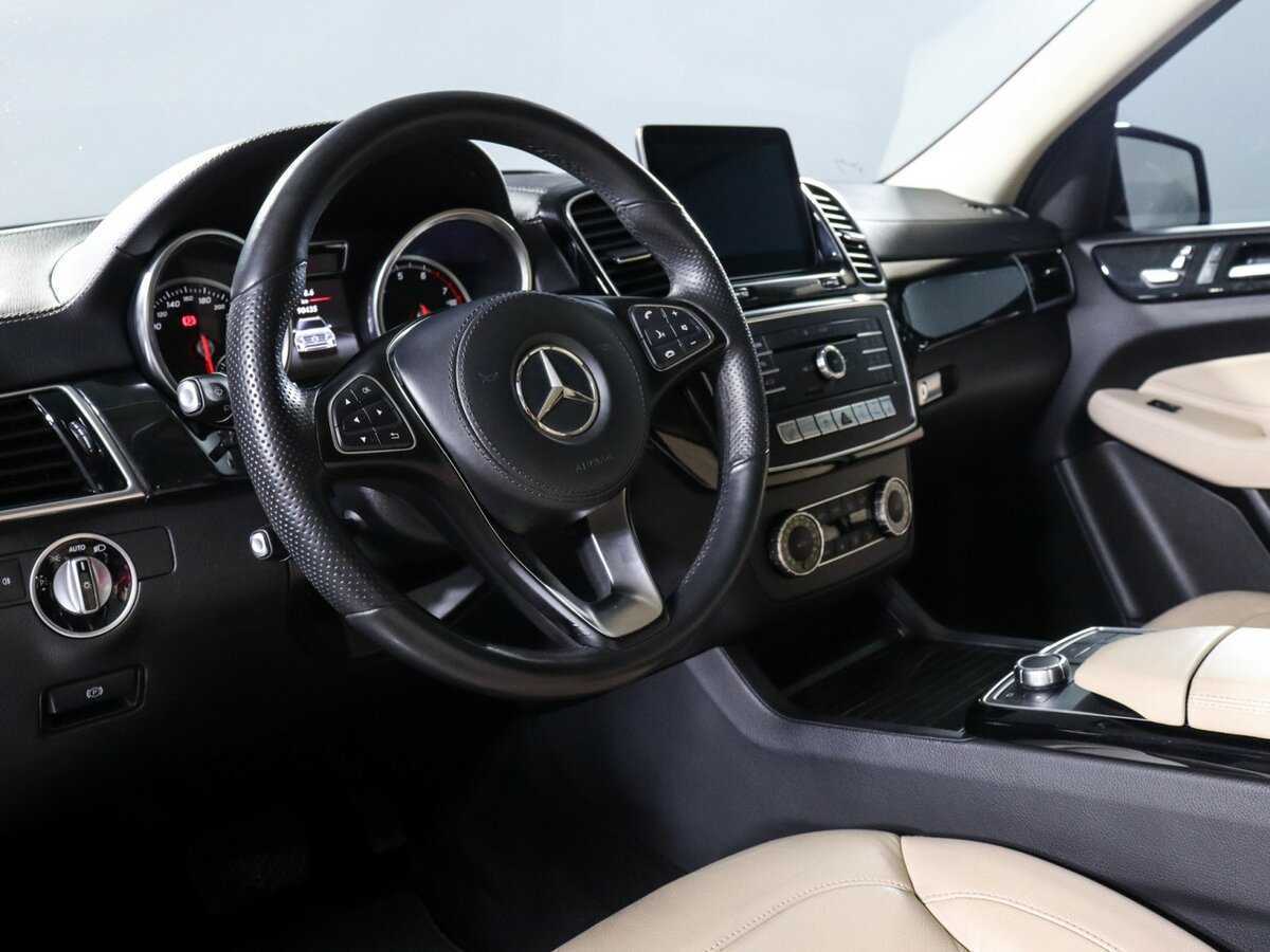 Mercedes-Benz GLS 400, 2017 Фото №11