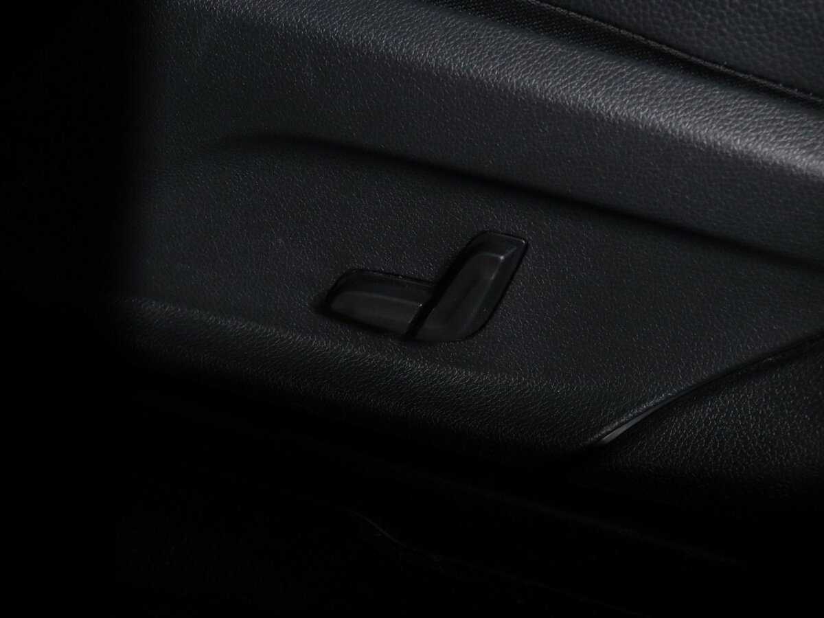 Mercedes-Benz GLC 250, 2015 Фото №17