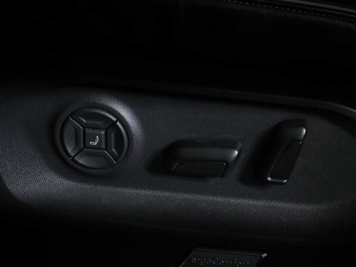 Volkswagen Touareg, 2021 Фото №19