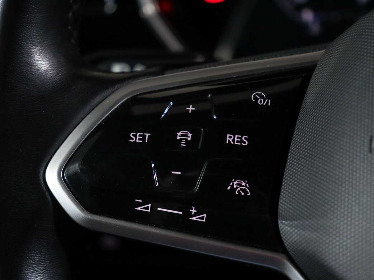 Volkswagen Touareg, 2021 Фото №24