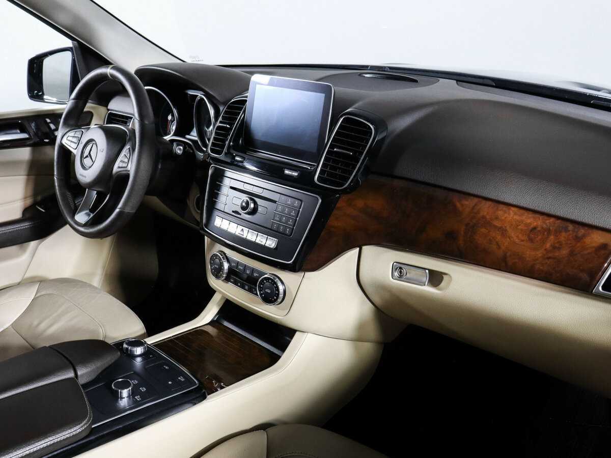 Mercedes-Benz GLE 500, 2016 Фото №8