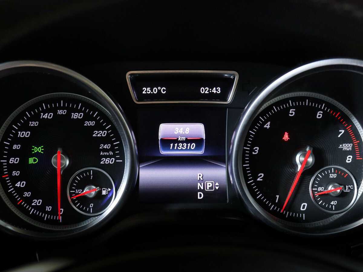 Mercedes-Benz GLE 500, 2016 Фото №10