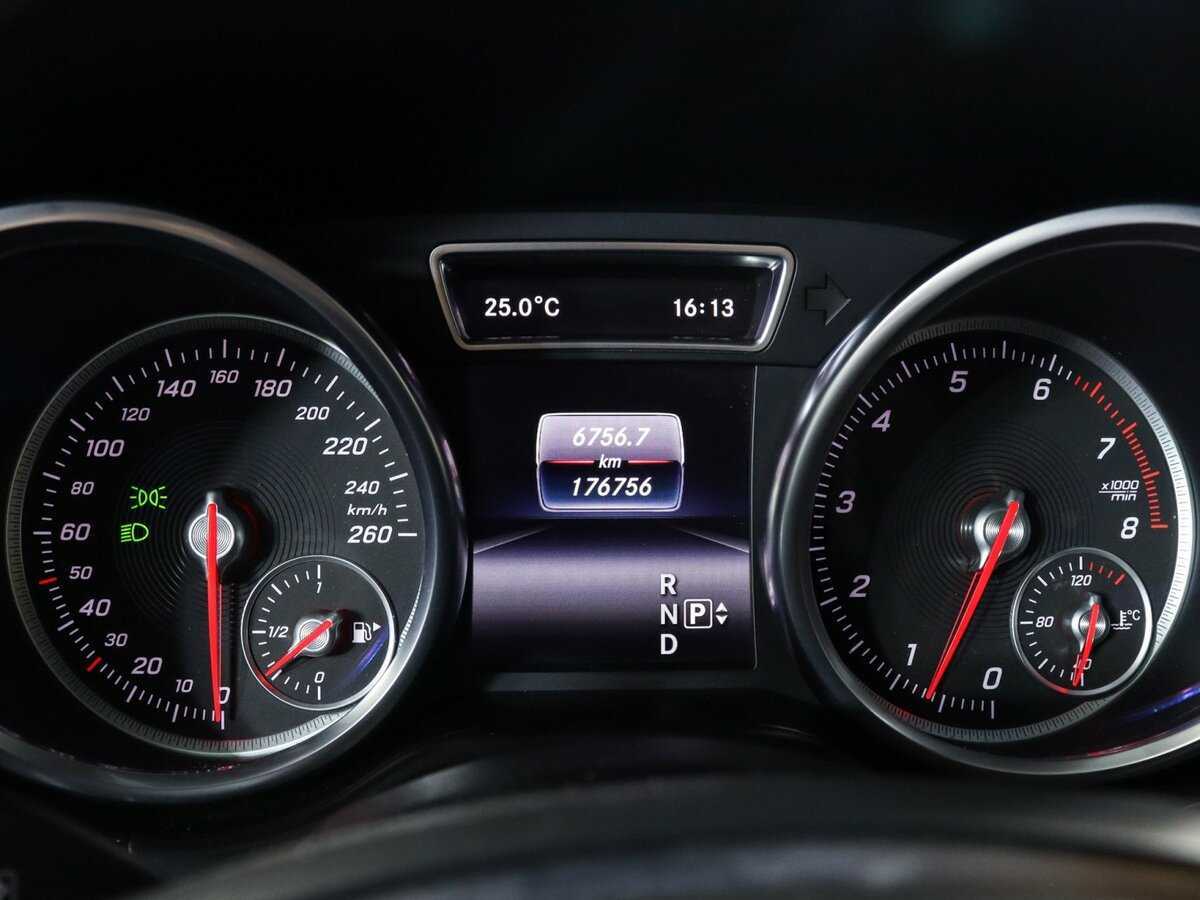 Mercedes-Benz GLE 300, 2015 Фото №9