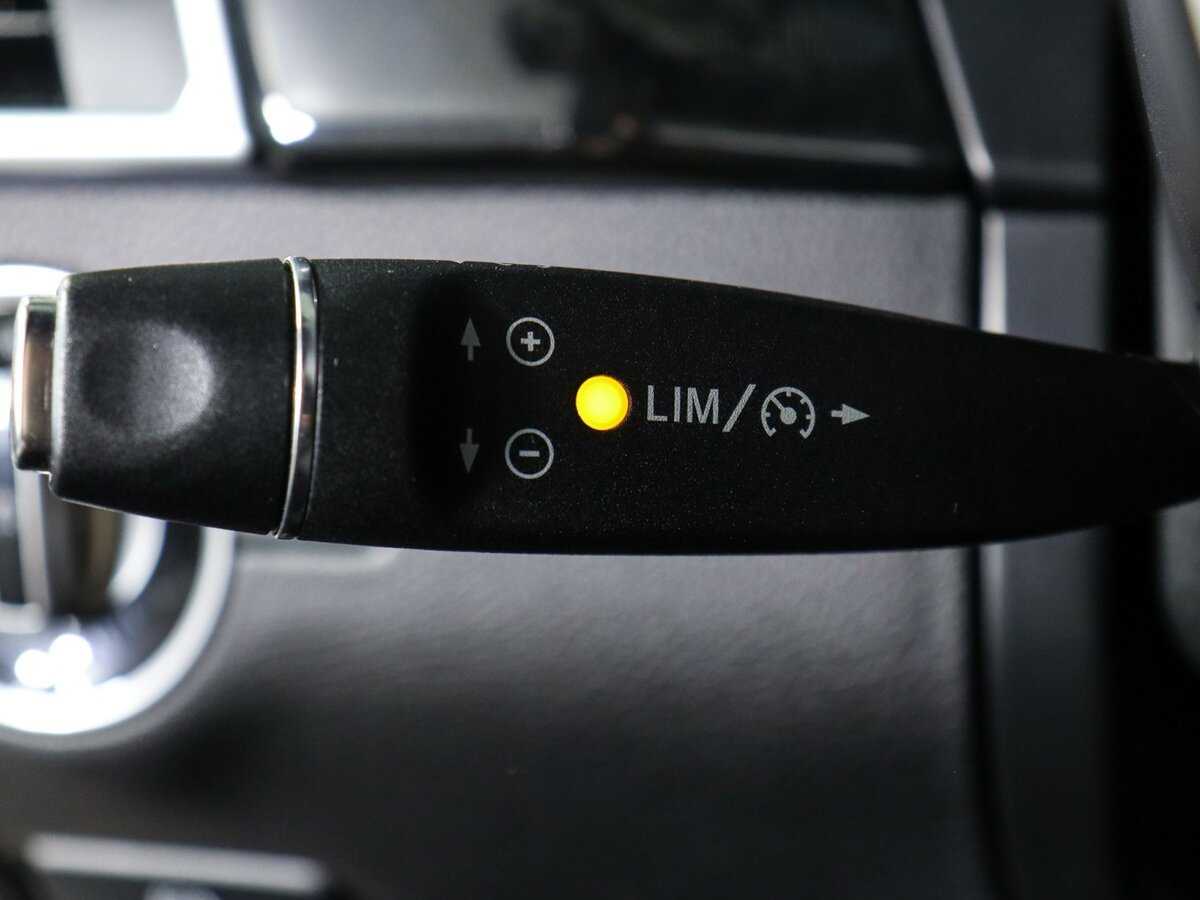 Mercedes-Benz GLE 300, 2015 Фото №16