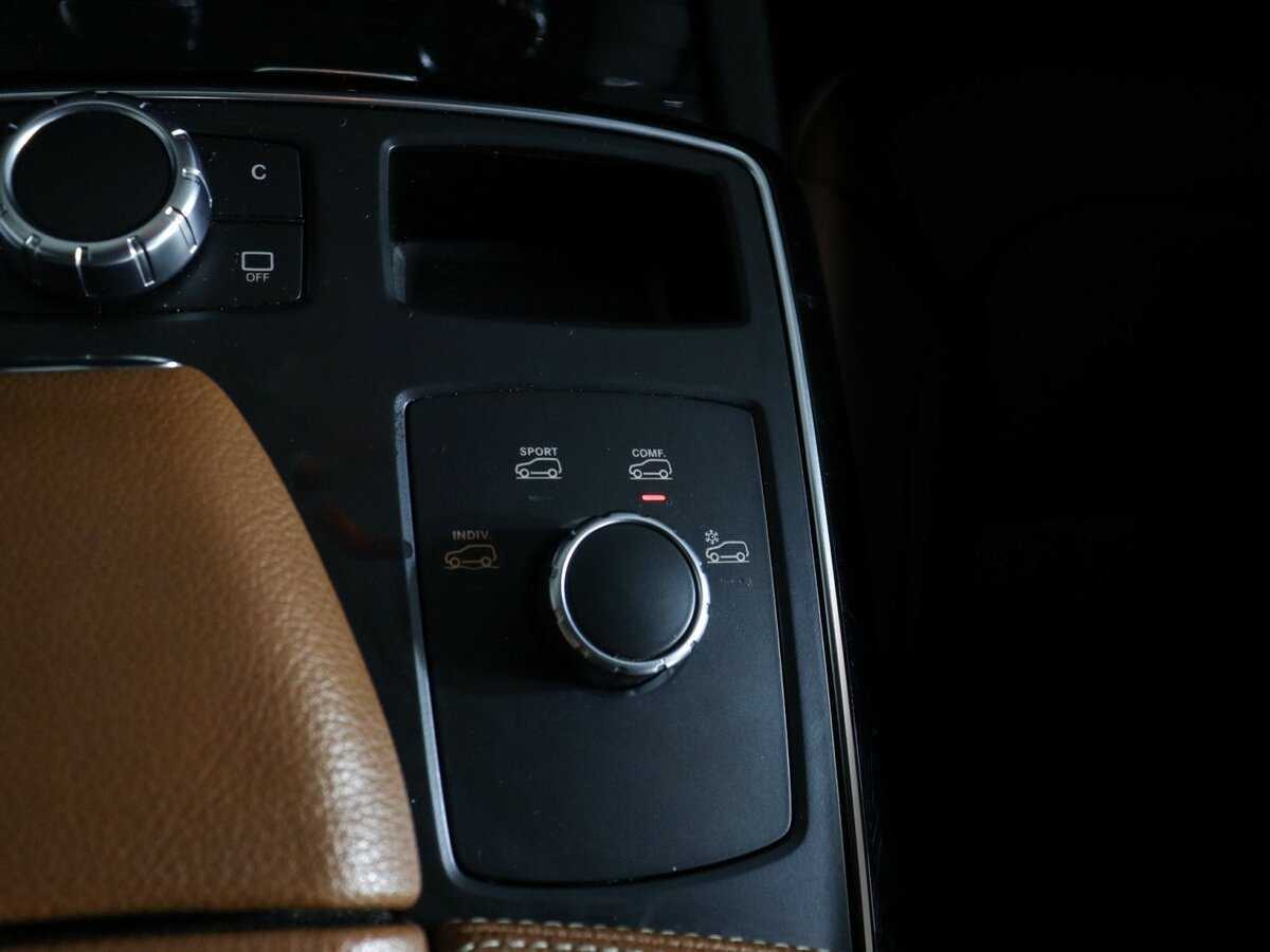 Mercedes-Benz GLE Coupe 400, 2018 Фото №27