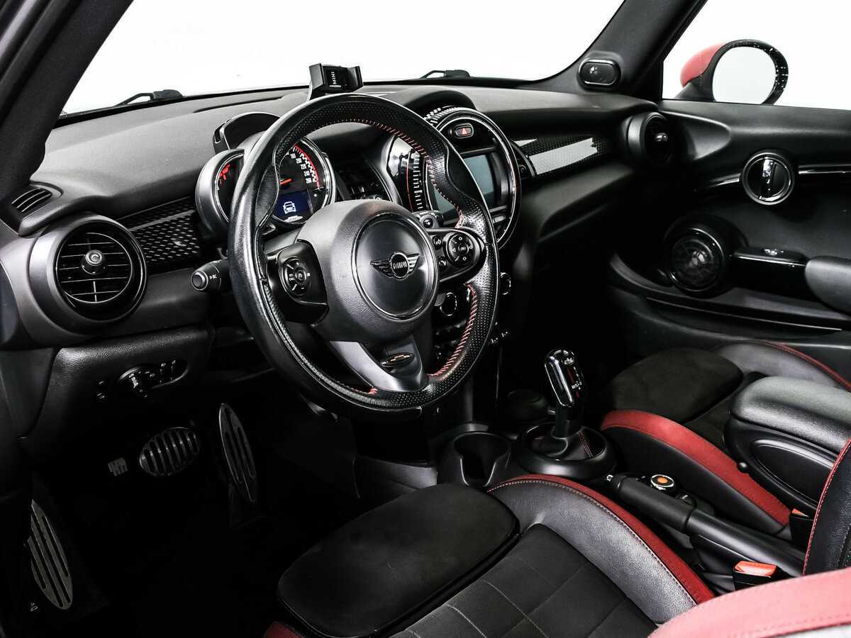 Mini Hatch JCW John Cooper Works, 2018 Фото №13