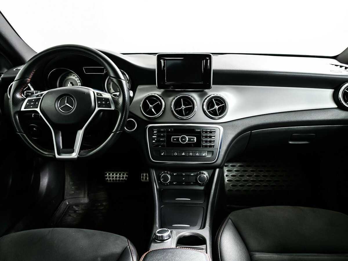 Mercedes-Benz GLA 200, 2015 Фото №11