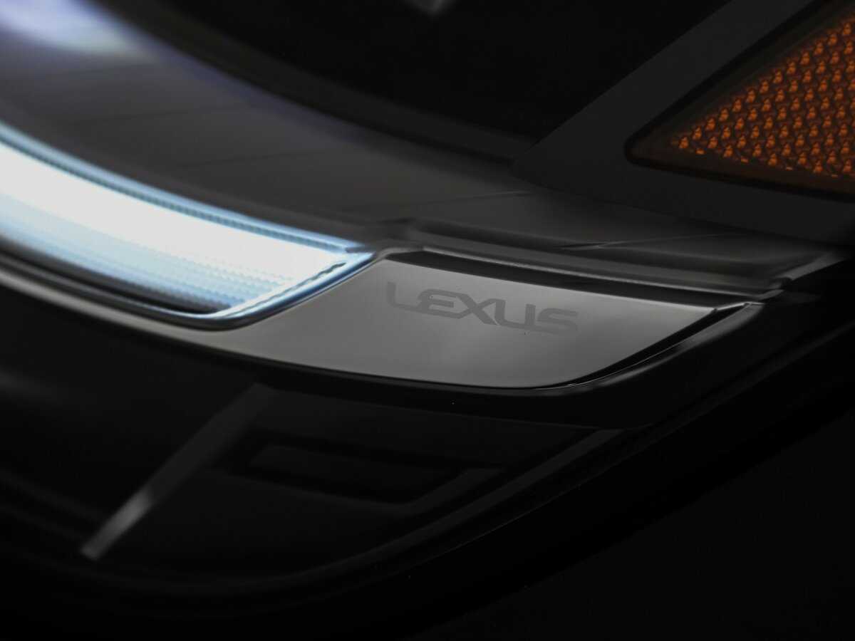 Lexus LX 600, 2023 Фото №20
