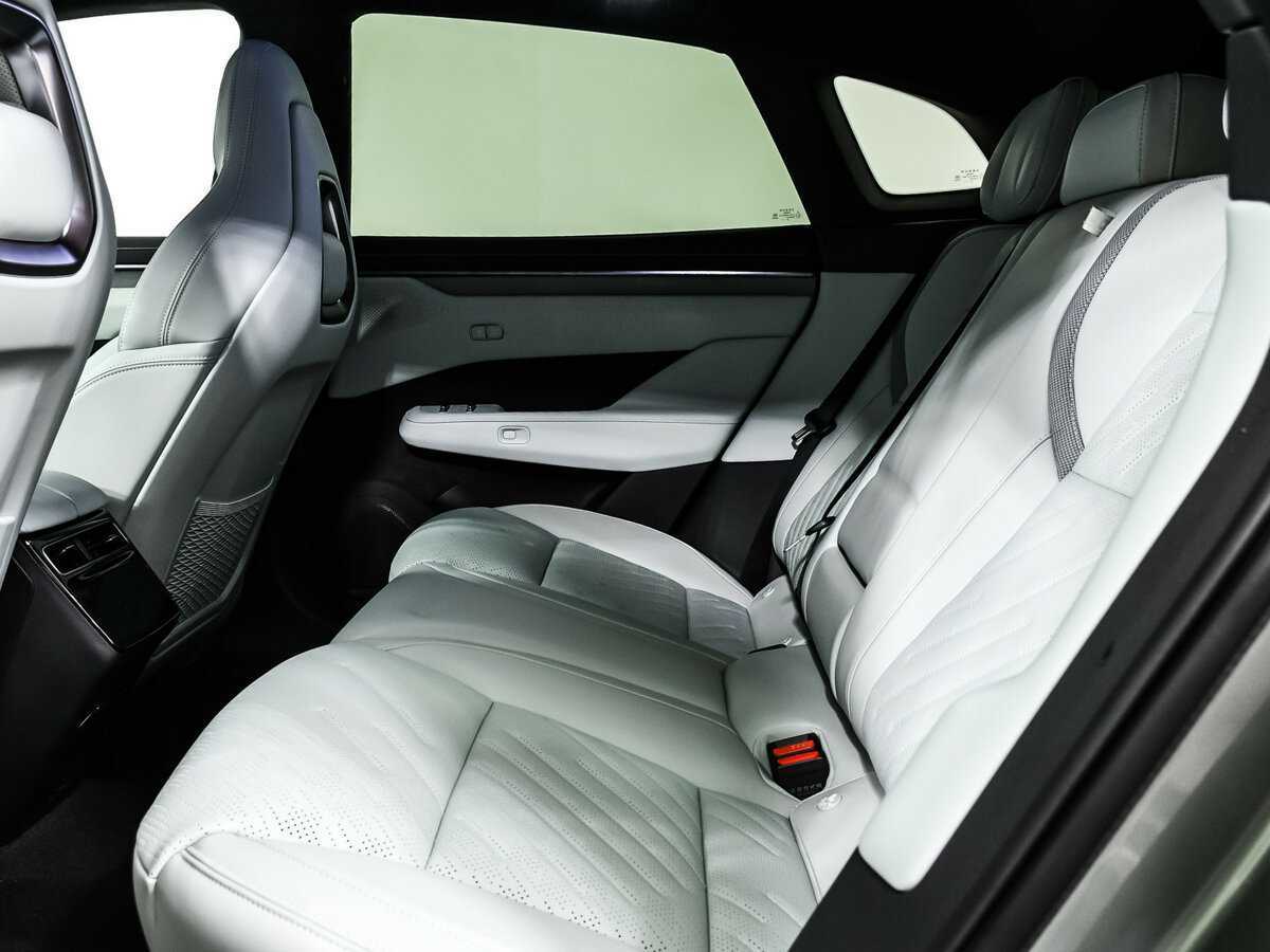 Zeekr 001 100 kWh, 2024 Фото №13