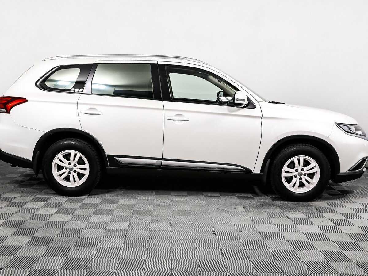 Mitsubishi Outlander, 2017 - 77 336 км. | Фото №4