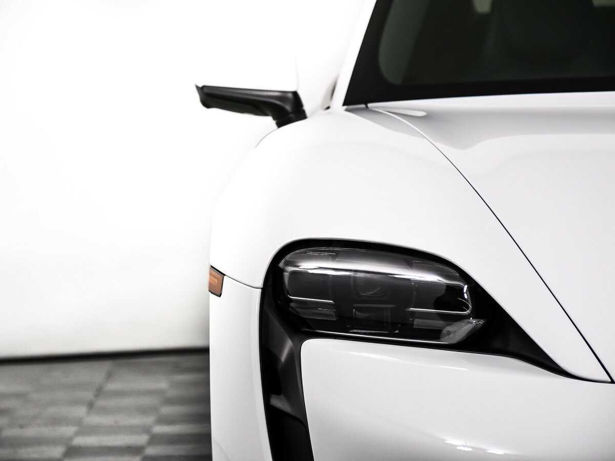 Porsche Taycan, 2021 Фото №17