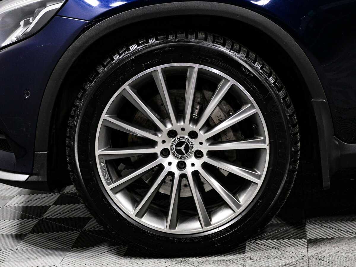 Mercedes-Benz GLC Coupe 300, 2018 Фото №13