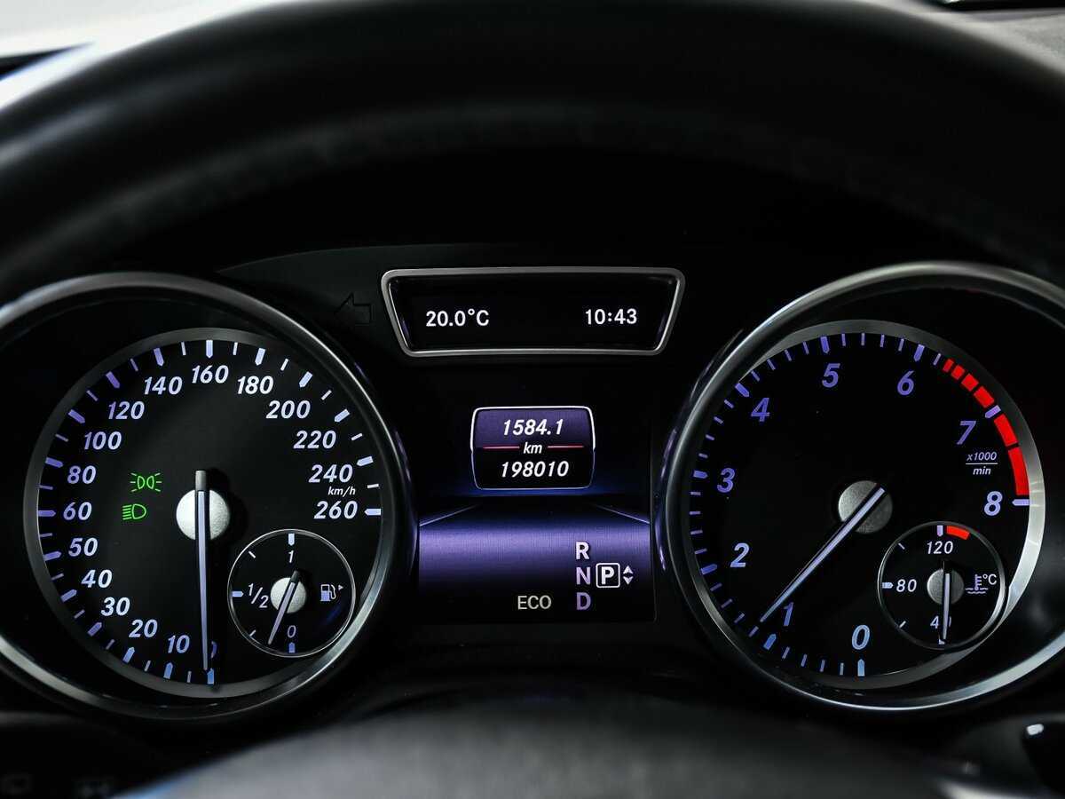 Mercedes-Benz GL-Класс 400, 2014 Фото №10